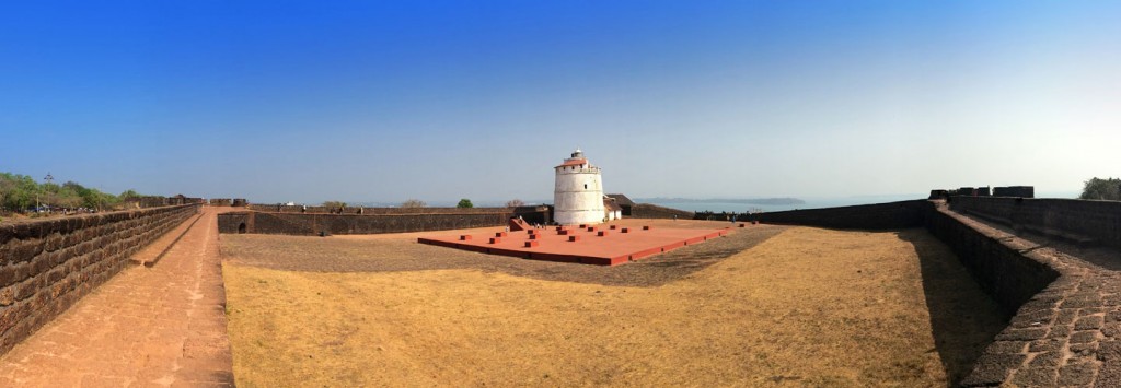 31_cat_cover_fort-banner