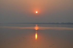 Sunset_at_Chandipur_Sea_Beach,_Odisha