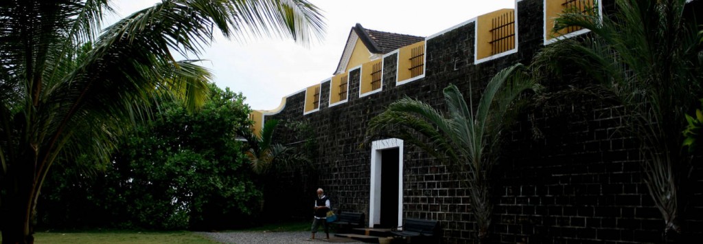 fort-tiracol